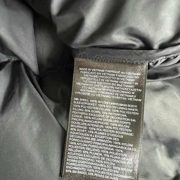 The North Face Men’s 1996 Retro Nuptse 700 Fill Goose Down Jacket - Picture 6 of 11